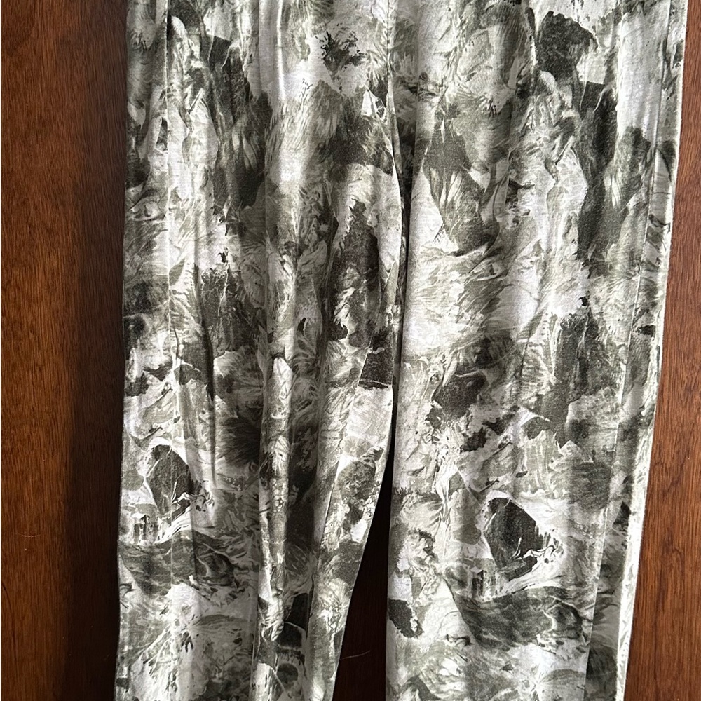 Stylish Green(sea spray)Patterned Women's Trousers